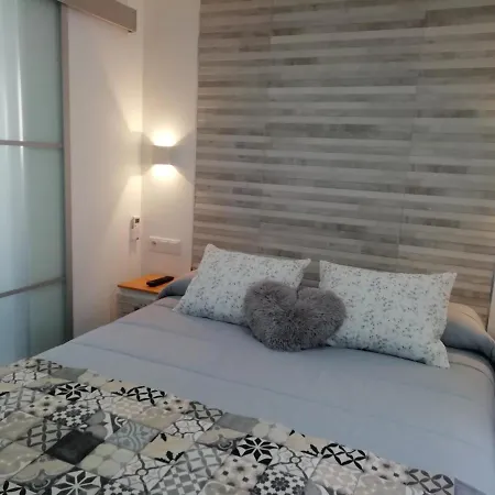 La Casita De *